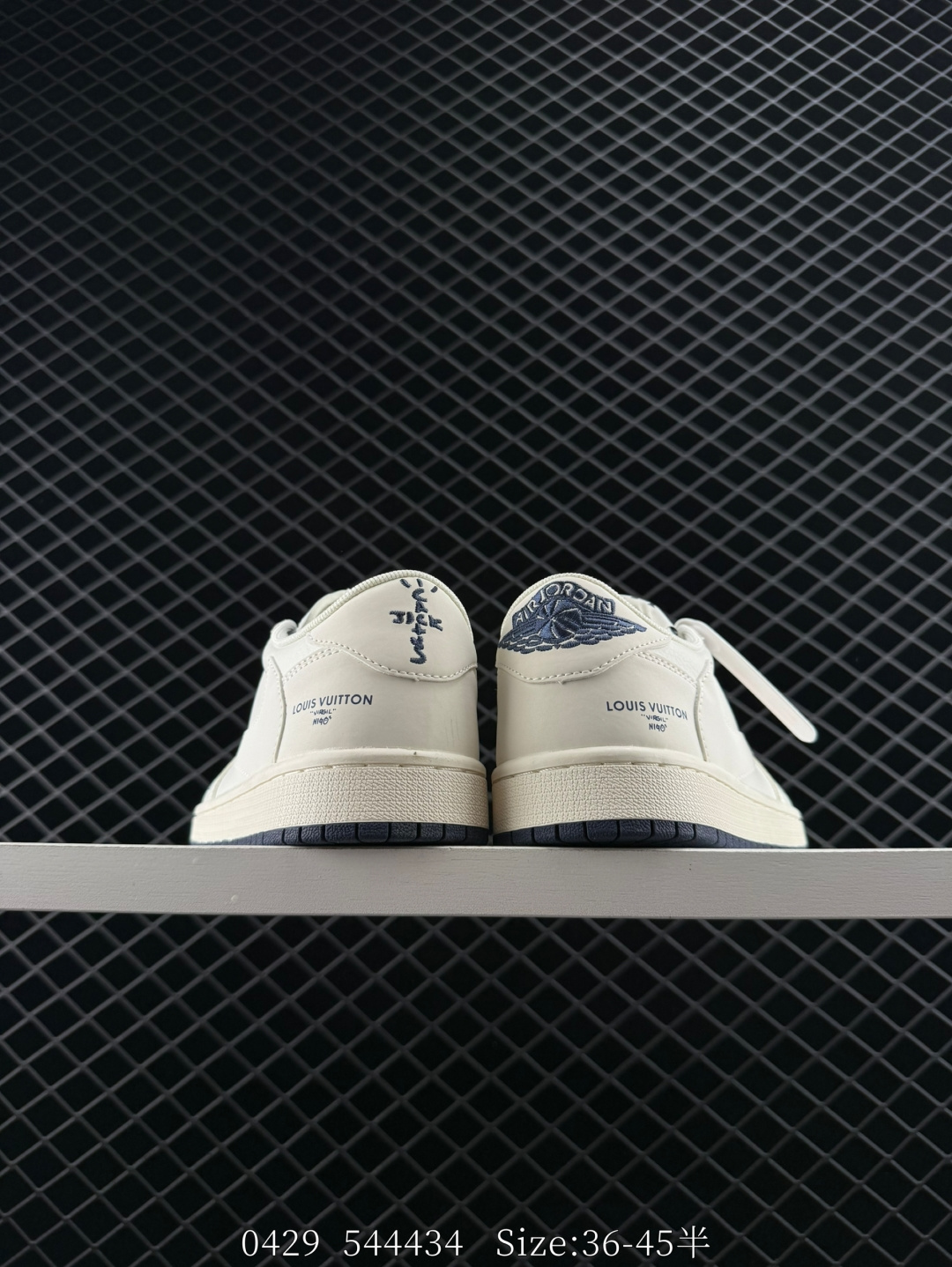 Travis Scott x Air Jordan 1 ” Reverse Mocha “